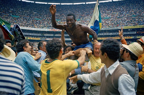 Vua bóng đá Pele bị trầm cảm nặng vì bệnh tật - Ảnh 4.