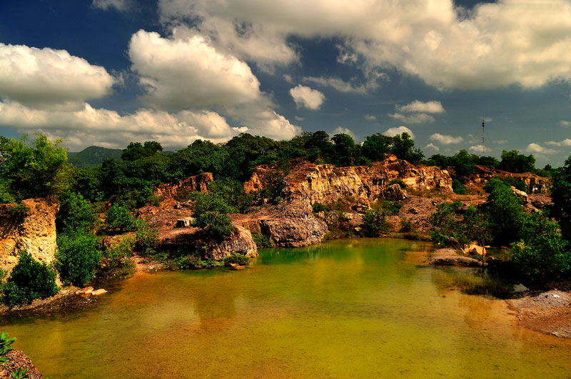 “Tuyệt tình cốc” phiên bản miền Tây - Ảnh 1. “Tuyệt tình cốc” phiên bản miền Tây - Ảnh 1.