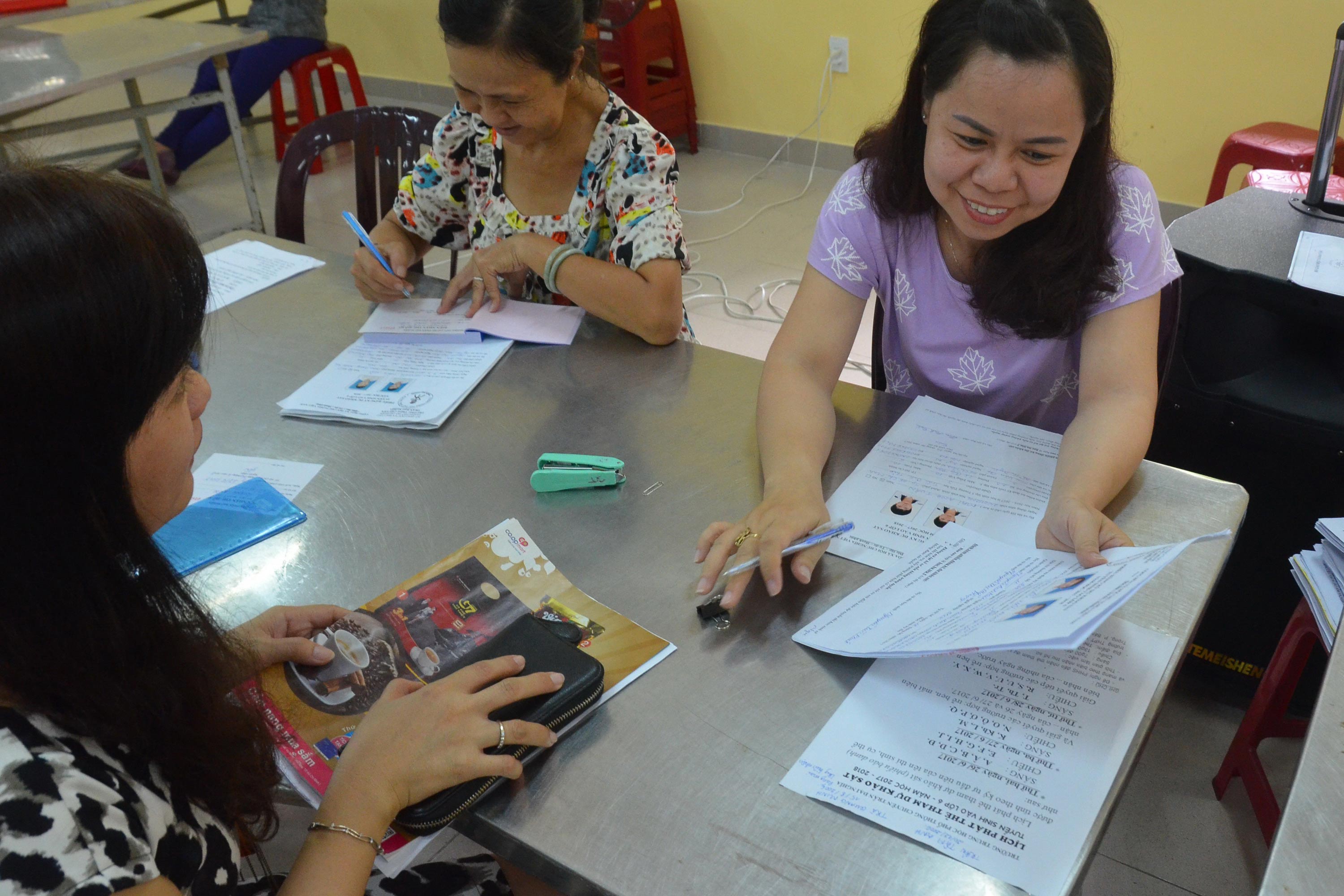 Hồ sơ khủng vào trường điểm - Ảnh 1. Hồ sơ khủng vào trường điểm - Ảnh 1.