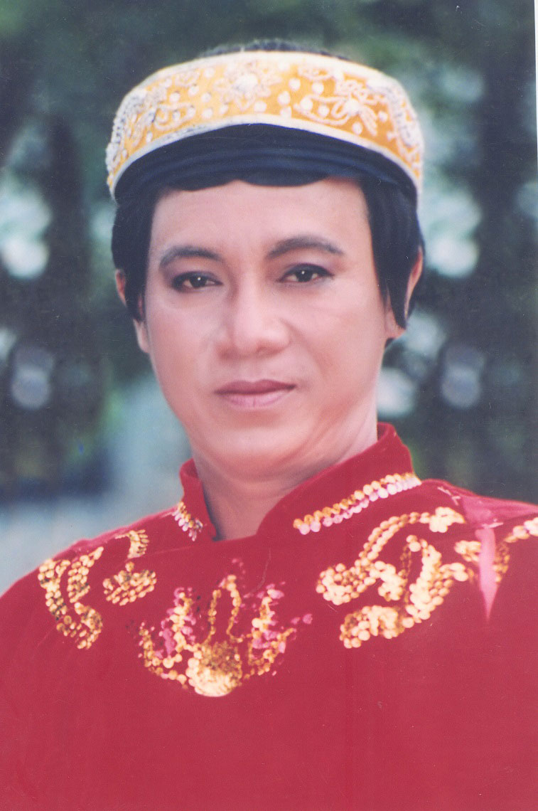 NSƯT Thanh Sang với các vai diễn: Thi Sách trong “Tiếng trống Mê Linh” Ảnh: THANH HIỆP