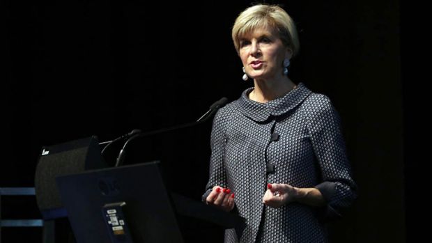 Bộ trưởng Ngoại giao Úc Julie Bishop phát biểu khai mạc hội nghị Kimberley Process hôm 1-5. Ảnh: SMH