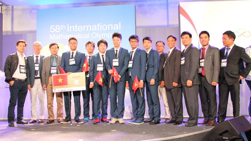 Việt Nam giành 4 Huy chương Vàng Olympic Toán quốc tế - Ảnh 3. Việt Nam giành 4 Huy chương Vàng Olympic Toán quốc tế - Ảnh 3.