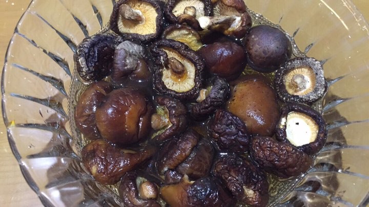 Súp nui sườn non cho bữa sáng - Ảnh 1. Súp nui sườn non cho bữa sáng - Ảnh 1.