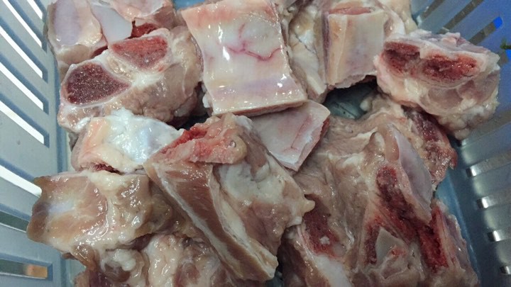 Súp nui sườn non cho bữa sáng - Ảnh 3. Súp nui sườn non cho bữa sáng - Ảnh 3.