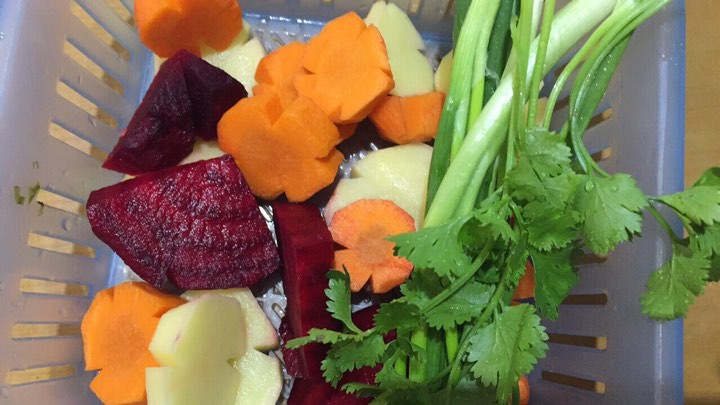 Súp nui sườn non cho bữa sáng - Ảnh 2. Súp nui sườn non cho bữa sáng - Ảnh 2.