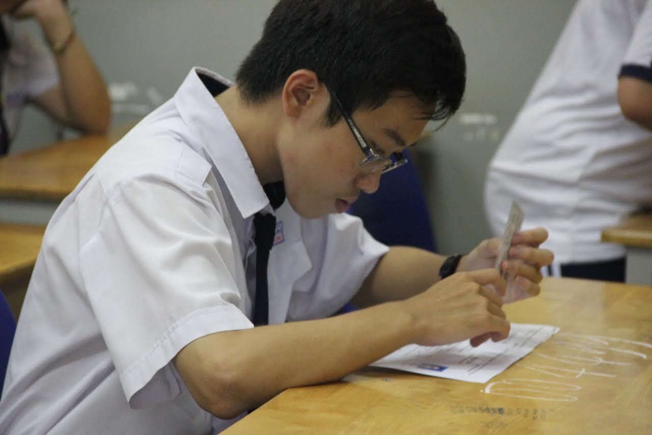 866.000 thí sinh làm hồ sơ dự tại 2.300 điểm thi - Ảnh 3.