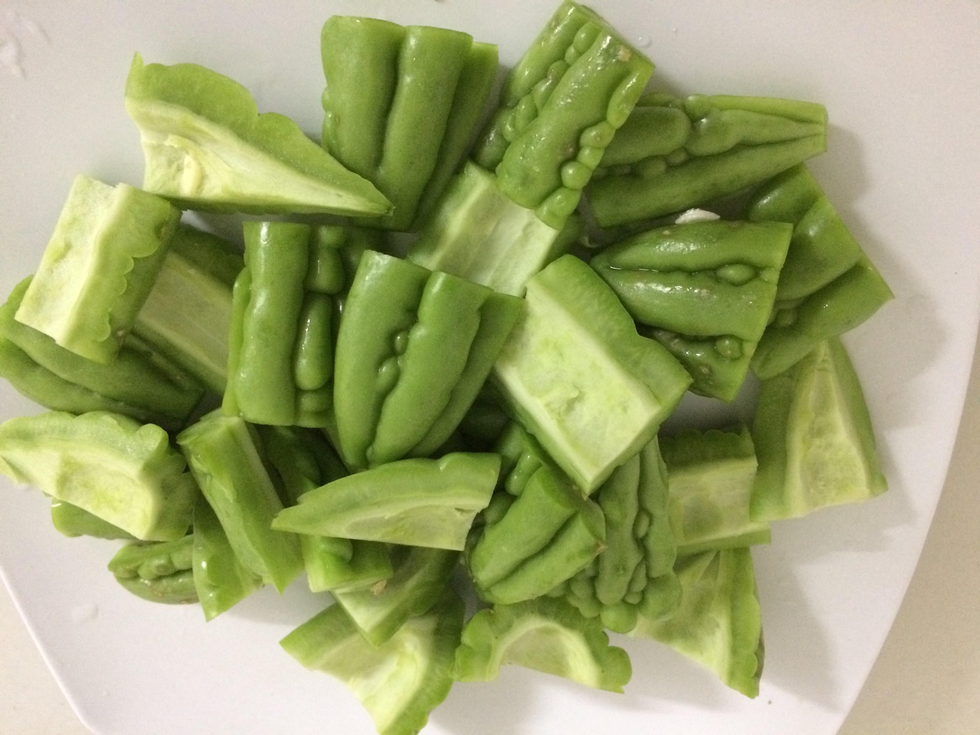 Cá rô mề kho khổ qua, dân dã mà ngon khó tả! - Ảnh 3. Cá rô mề kho khổ qua, dân dã mà ngon khó tả! - Ảnh 3.