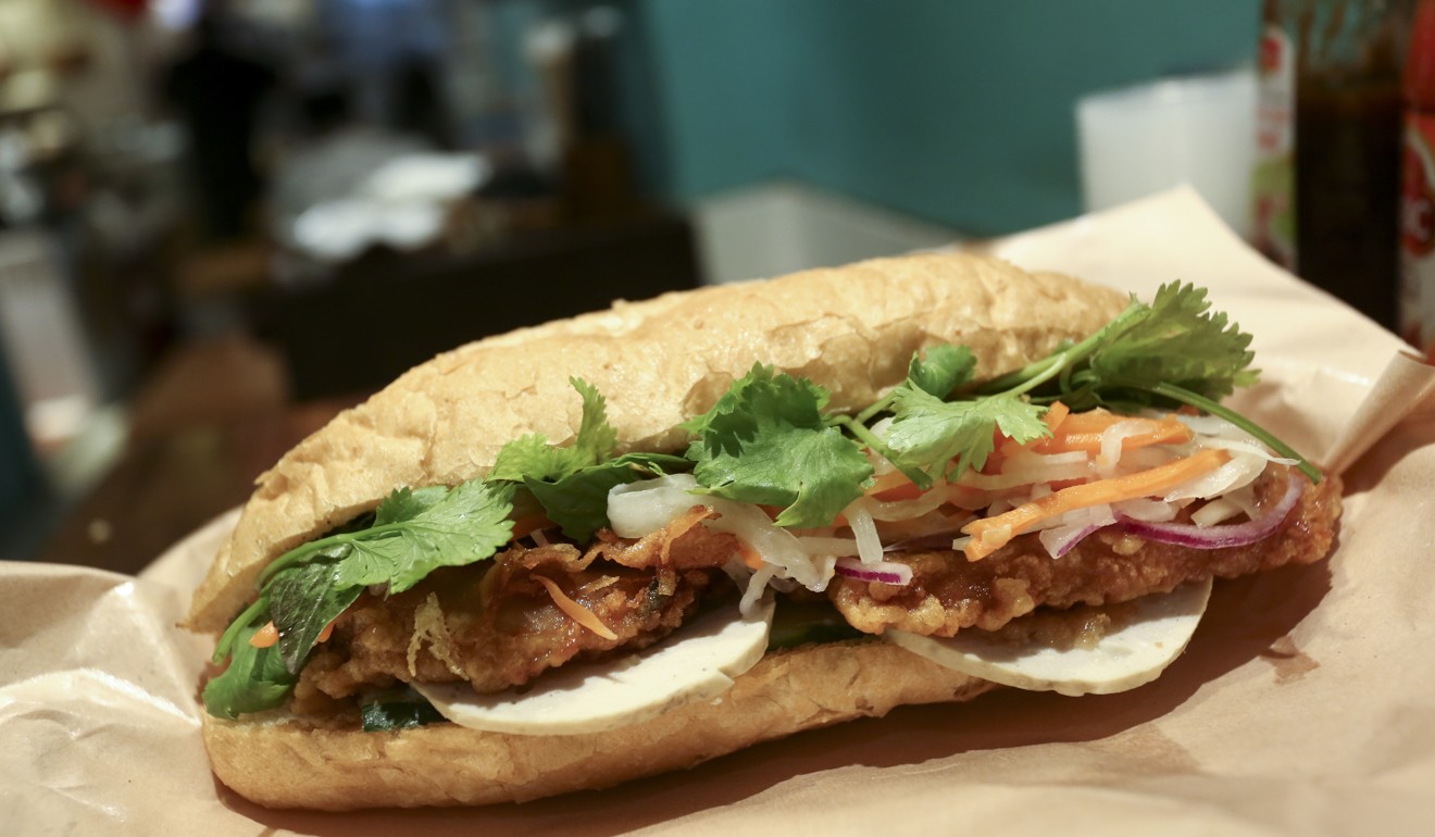 8 tiệm bánh mì thịt Việt Nam ngon nức tiếng ở Hồng Kông - Ảnh 1. 8 tiệm bánh mì thịt Việt Nam ngon nức tiếng ở Hồng Kông - Ảnh 1.