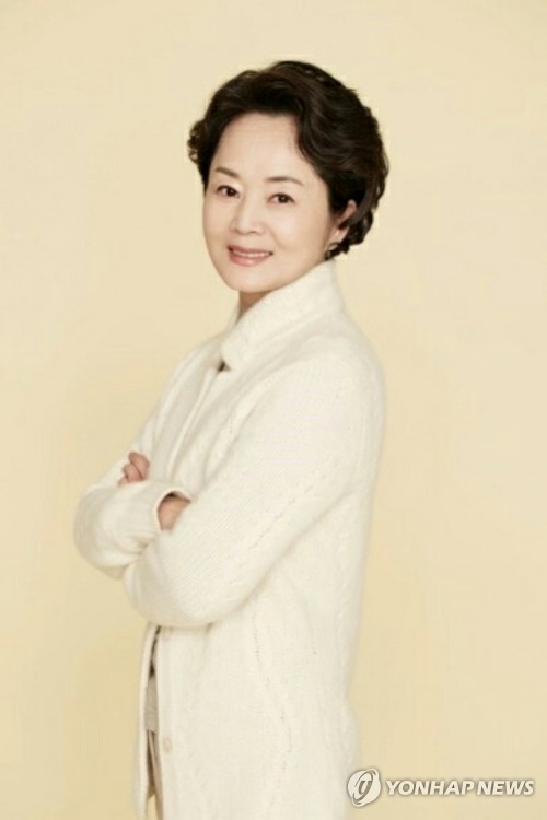 Nữ diễn viên gạo cội Kim Young Ae