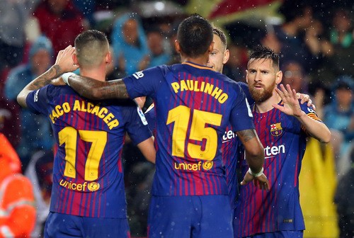 Người hùng Paco Alcacer giúp Barcelona nhấn chìm Sevilla - Ảnh 6.