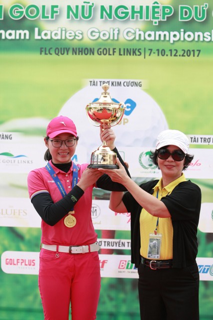 Golfer 14 tuổi vô địch giải Golf nữ nghiệp dư Quốc gia 2017 - Ảnh 1.