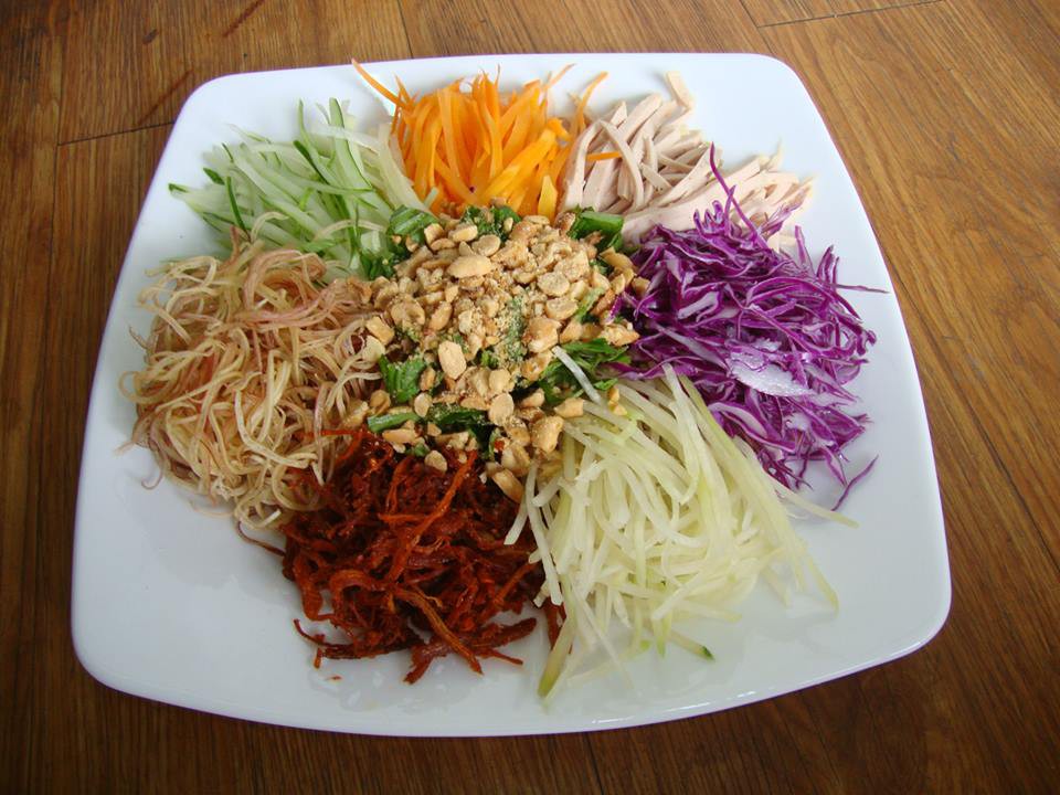 Nhớ lắm món gỏi ngũ sắc thần kỳ của mẹ - Ảnh 2. Nhớ lắm món gỏi ngũ sắc thần kỳ của mẹ - Ảnh 2.