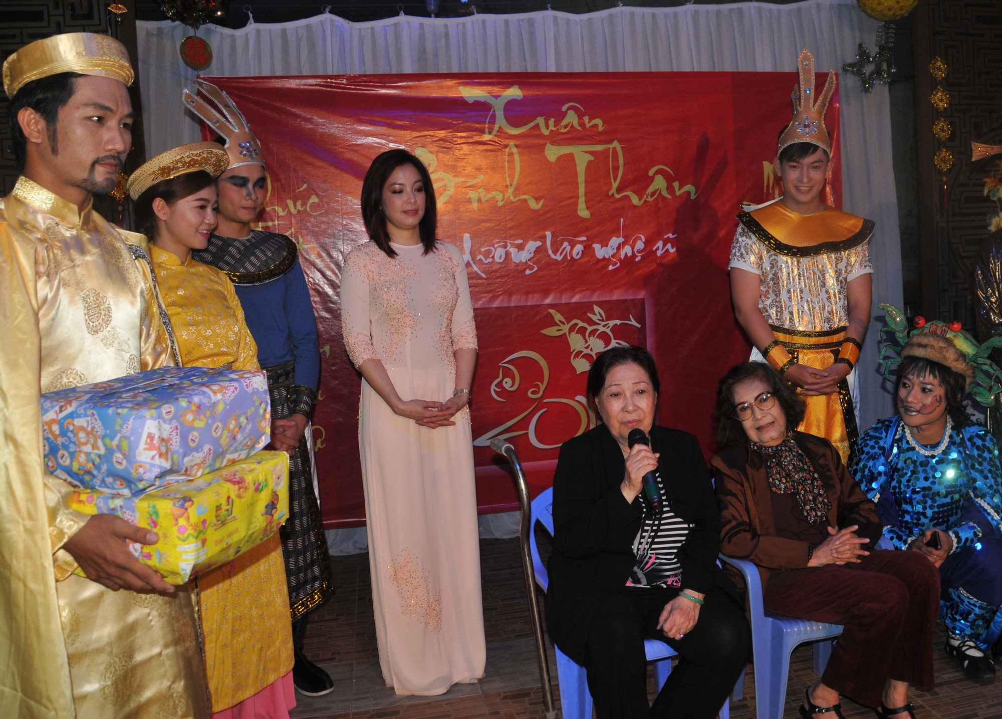 NSƯT Ngọc Hương nguy kịch, đang cần giúp đỡ - Ảnh 3. NSƯT Ngọc Hương nguy kịch, đang cần giúp đỡ - Ảnh 3.