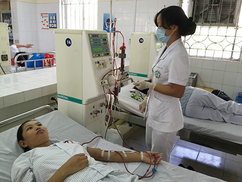 
Bệnh nhân chạy thận nhân tạo được điều trị tại BV Bạch Mai
