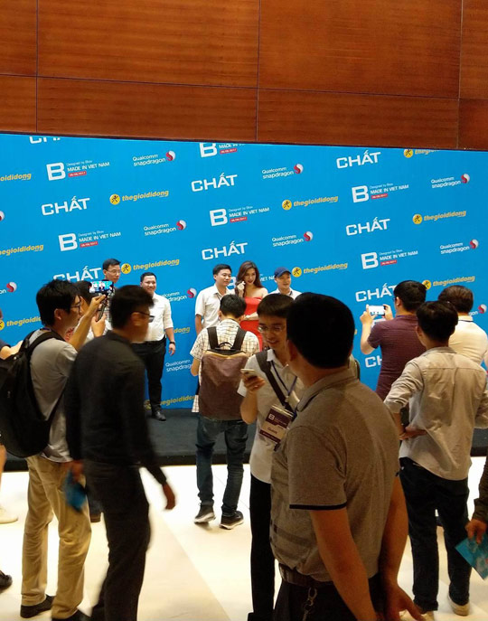 Bphone 2 ra mắt với một phiên bản Gold cao cấp sử dụng camera kép - Ảnh 33. Bphone 2 ra mắt với một phiên bản Gold cao cấp sử dụng camera kép - Ảnh 33.