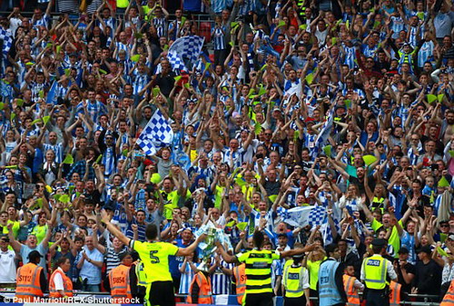 Huddersfield Town thăng hạng sau trận cầu nghìn tỉ - Ảnh 11.