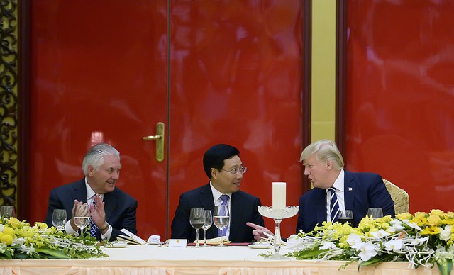 Phó Thủ tướng bật mí về đêm trắng ở APEC - Ảnh 2. Phó Thủ tướng bật mí về đêm trắng ở APEC - Ảnh 2.