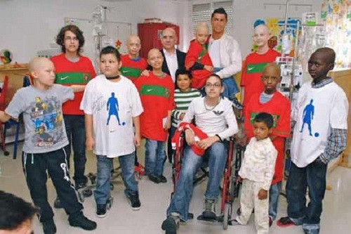 Thiên sứ thiện nguyện Ronaldo xây bệnh viện nhi ở Chile - Ảnh 3.
