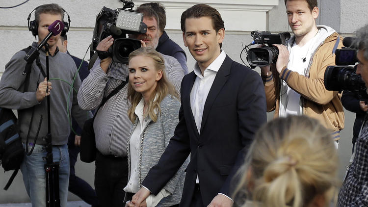 Đẹp trai và chung tình như thủ tướng Áo tương lai - Ảnh 1. Đẹp trai và chung tình như thủ tướng Áo tương lai - Ảnh 1.