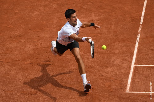 Ám ảnh số 13, Djokovic suýt dừng bước ở Roland Garros - Ảnh 3.