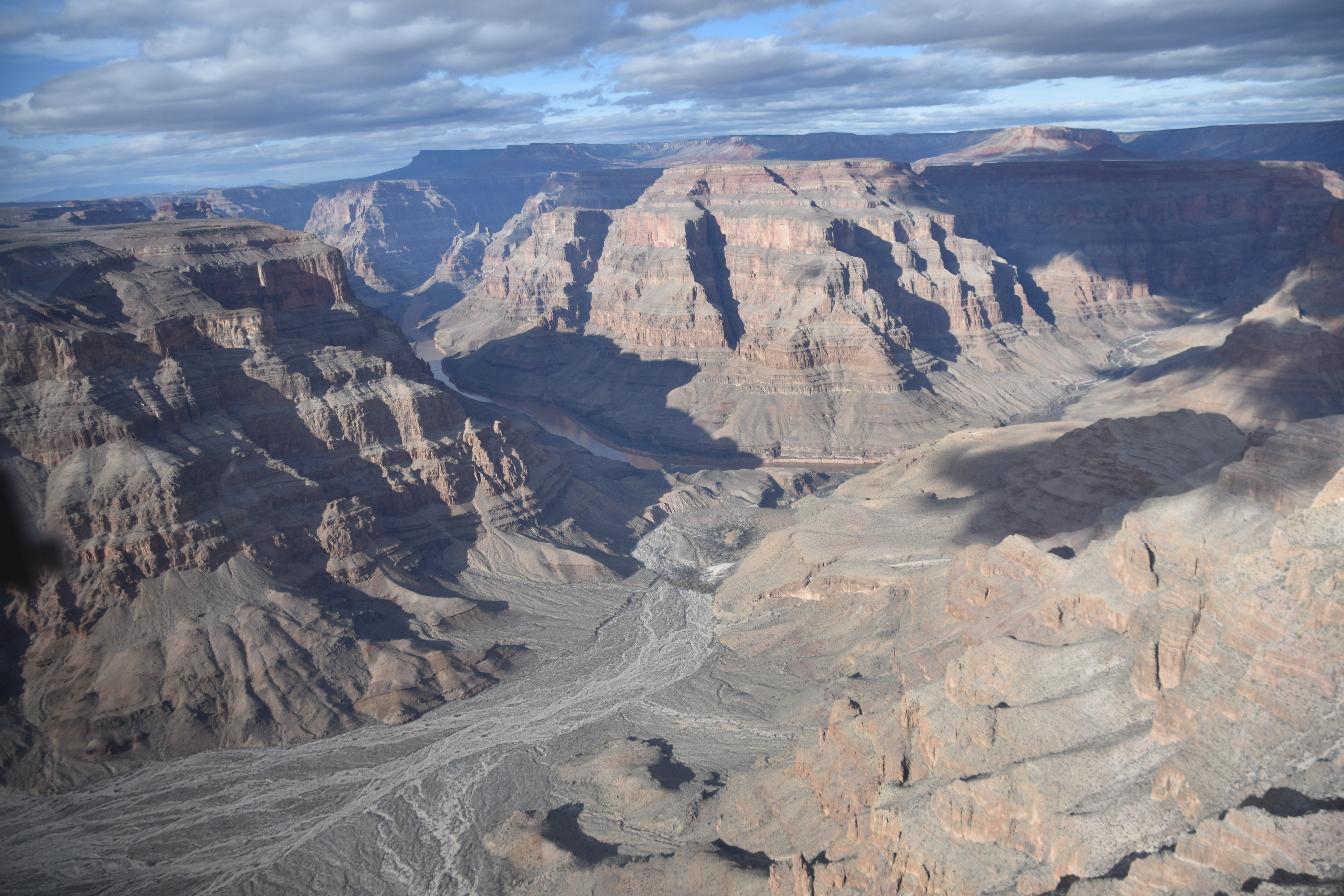 Một lần trong đời làm đại bàng dưới Đại Vực! - Ảnh 23. Một lần trong đời làm đại bàng dưới Đại Vực! - Ảnh 23.
