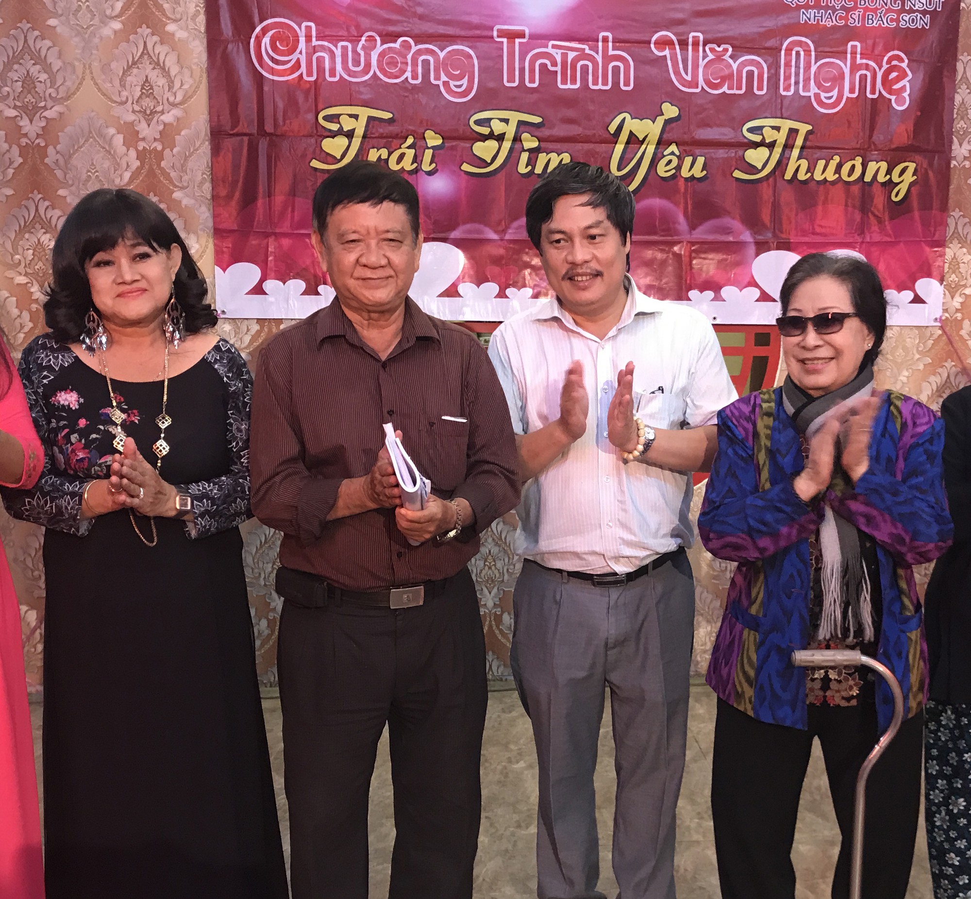 NSƯT Ngọc Hương nguy kịch, đang cần giúp đỡ - Ảnh 4. NSƯT Ngọc Hương nguy kịch, đang cần giúp đỡ - Ảnh 4.