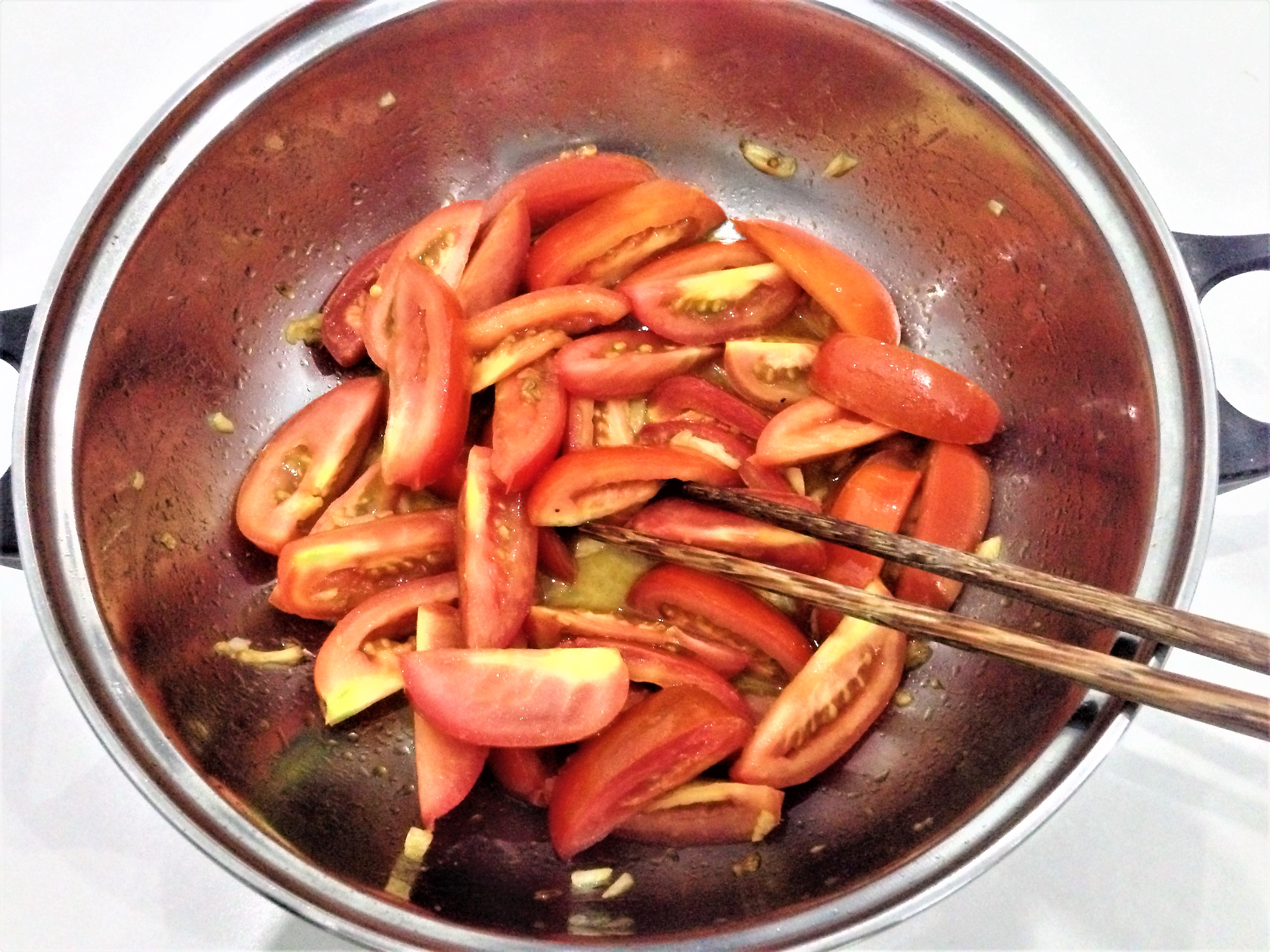 Mộc mạc canh cá nục bông nấu ngót - Ảnh 6.