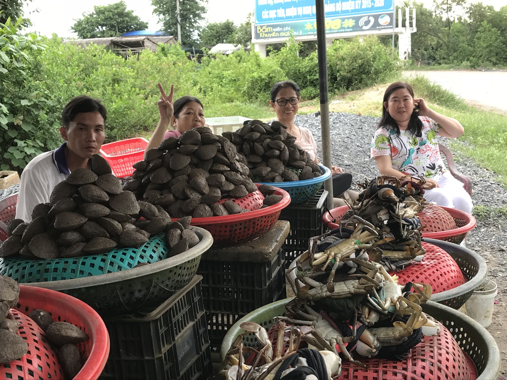 Nhà có con chằm dằm rồi, không cần chù ụ nữa. - Ảnh 7. Nhà có con chằm dằm rồi, không cần chù ụ nữa. - Ảnh 7.