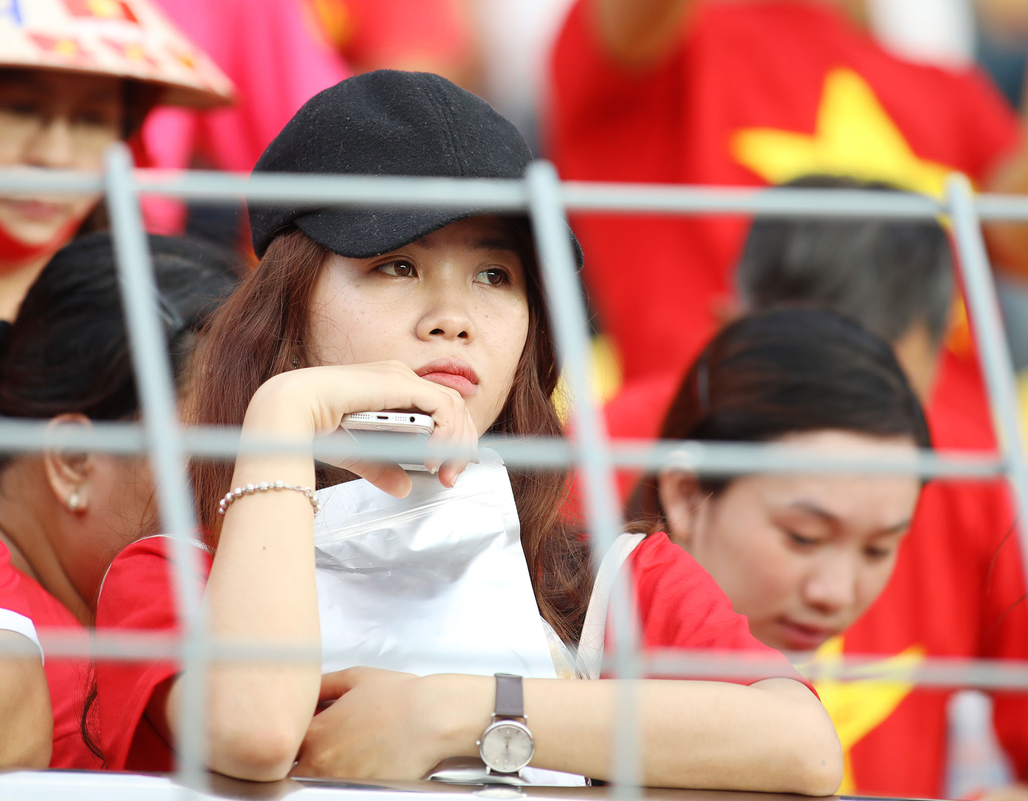 Chùm ảnh: Nước mắt Việt Nam tại Selayang sau trận thua của U22! - Ảnh 11.