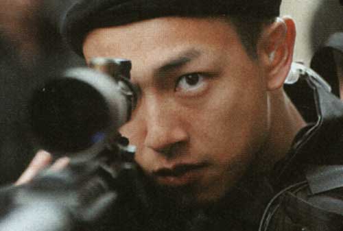 Diễn viên TVB bị xe tông khi đang quay phim - Ảnh 3.