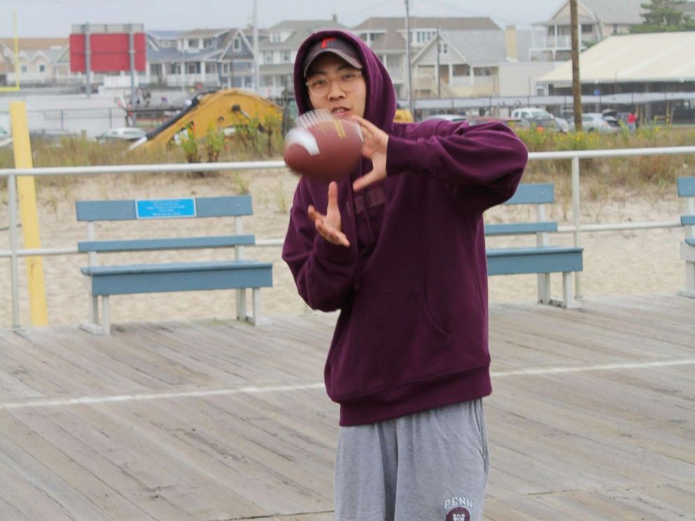 Phản ứng bàng hoàng của sinh viên gốc Việt bị Harvard nói không - Ảnh 4. Phản ứng kinh ngạc của sinh viên gốc Việt bị Harvard nói không - Ảnh 4.