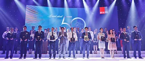 Vinamilk 6 năm liền vào “Top 50 công ty kinh doanh hiệu quả nhất Việt Nam” - Ảnh 1.