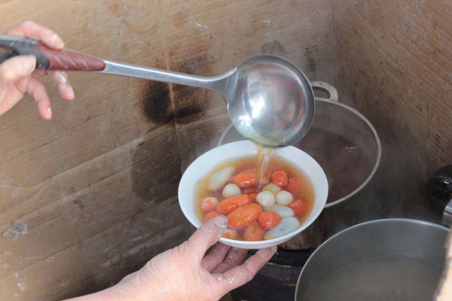 Phoóng phù là món gì vậy, ngon không ta? - Ảnh 4. Phoóng phù là món gì vậy, ngon không ta? - Ảnh 4.