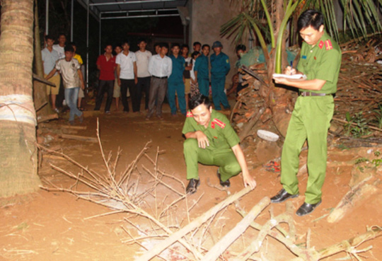 Khuyên ngăn việc dẫn con gái đi chơi, 1 công an viên bị đâm chết - Ảnh 1.