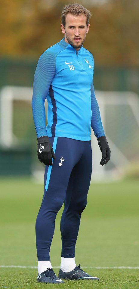 Wenger: Tottenham luôn sống trong sợ hãi - Ảnh 4.