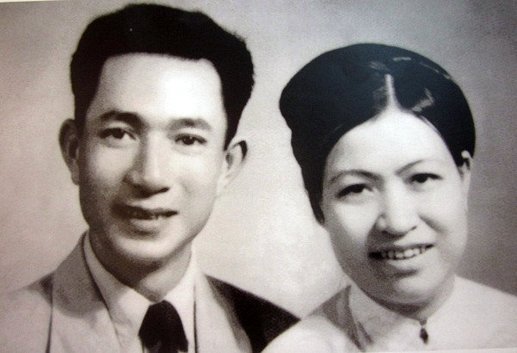 Doanh nhân Trịnh Văn Bô và vợ - bà Hoàng Thị Minh Hồ. Ảnh: Gia đình cung cấp