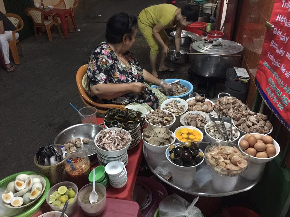 Các quán cháo lâu năm cho ngày mưa Sài thành - Ảnh 1. Các quán cháo lâu năm cho ngày mưa Sài thành - Ảnh 1.