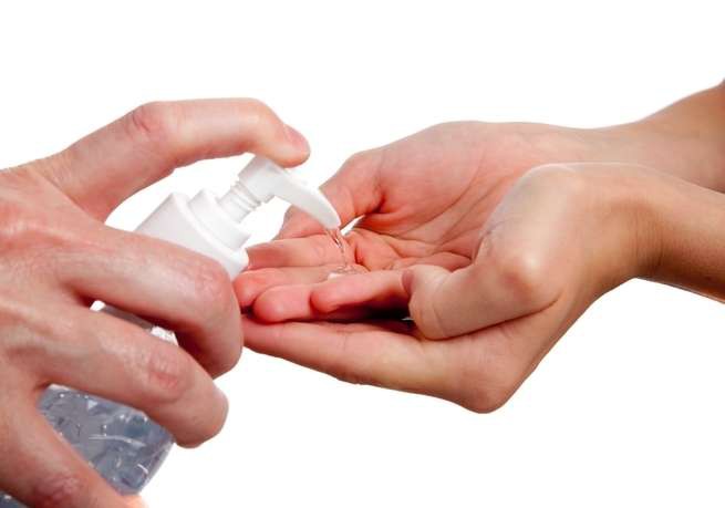 Đừng dùng thường xuyên nước rửa tay diệt khuẩn - Ảnh 1. Đừng dùng thường xuyên nước rửa tay diệt khuẩn - Ảnh 1.