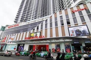 Gần 70.000 lượt khách đến Vincom Plaza Lê Thánh Tôn, Nha Trang ngày khai trương - Ảnh 1.