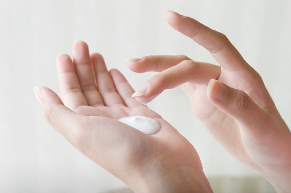 Dưỡng thể đúng cách trong mùa đông - Ảnh 4. Dưỡng thể đúng cách trong mùa đông - Ảnh 4.