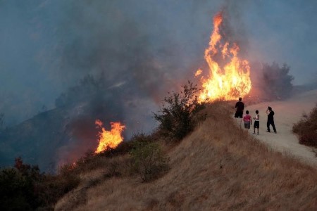Mỹ: Los Angeles “gồng mình” trước vụ cháy rừng lịch sử - Ảnh 5.
