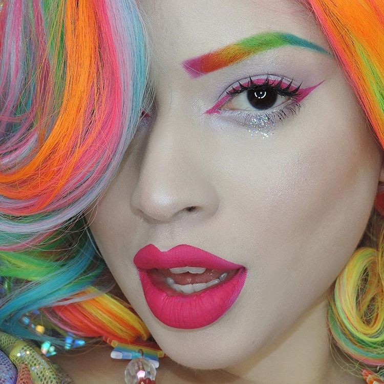 11 trào lưu vẽ lông mày điên rồ nhất năm 2017 - Ảnh 5. 11 trào lưu vẽ lông mày điên rồ nhất năm 2017 - Ảnh 5.