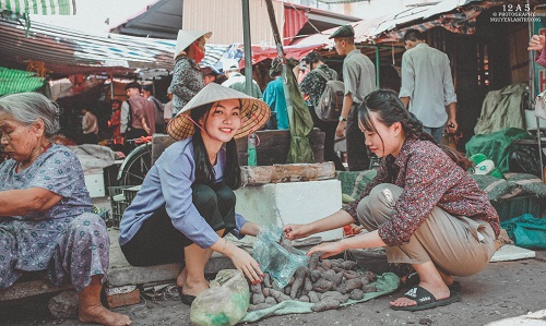 Phiên chợ quê có 1 không 2 ở Quảng Bình - Ảnh 2.