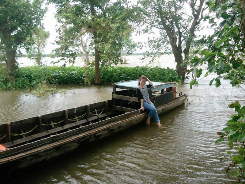 Sướng gì bằng ăn cá linh ngay đồng nước nổi - Ảnh 6. Sướng gì bằng ăn cá linh ngay đồng nước nổi - Ảnh 6.