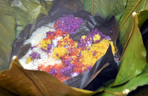 Những món ăn thử rồi ghiền tại chợ phiên Lào Cai - Ảnh 7. Những món ăn thử rồi ghiền tại chợ phiên Lào Cai - Ảnh 7.