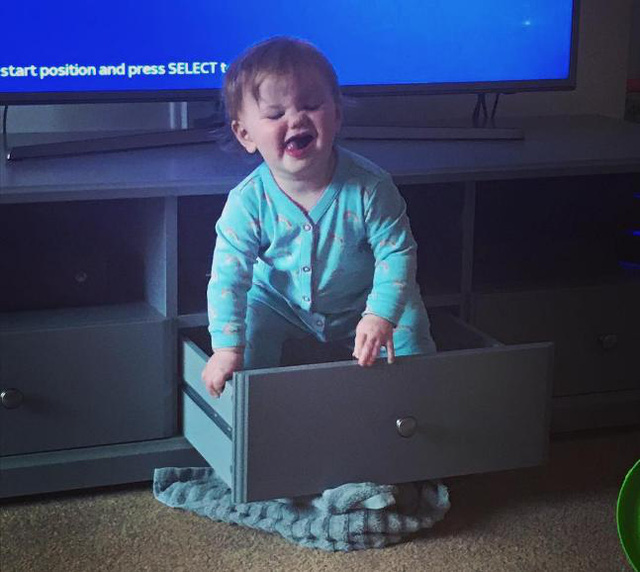 Hài hước chùm ảnh nuôi con thật khó - Ảnh 8.