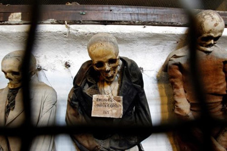 Bí mật những xác ướp trong hầm mộ Capuchin ở Italy - Ảnh 8.