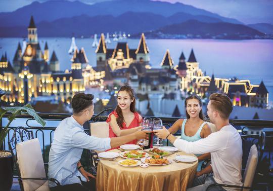 Đón năm mới rực rỡ tại Vinpearl Land Nha Trang - Ảnh 12.