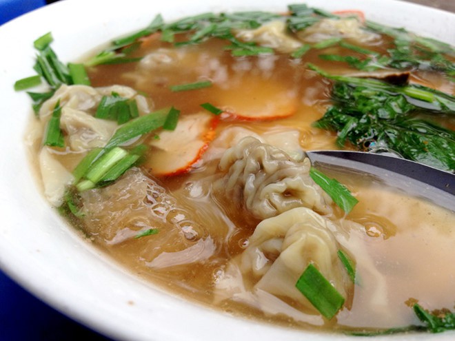 Những hàng quán mở cửa giờ quái dị, ai cũng chờ - Ảnh 3. Những hàng quán mở cửa giờ quái dị, ai cũng chờ - Ảnh 3.