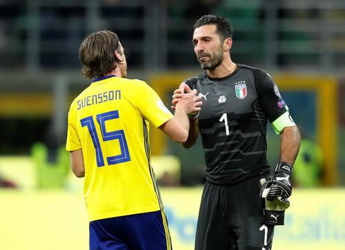 Tuyển Ý chia tay huyền thoại Buffon - Ảnh 2.